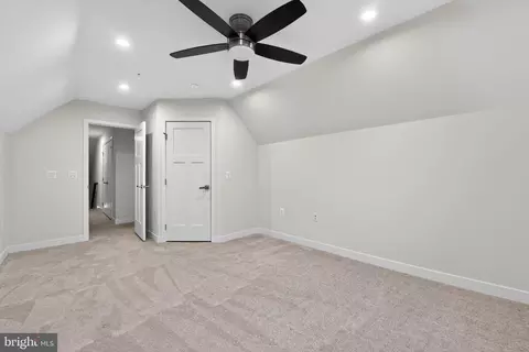 Entry Way - 3264 Starlight St, Frederick, MD 21704 photo 5 of 11