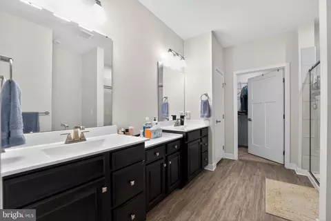 Entry Way - 3264 Starlight St, Frederick, MD 21704 photo 6 of 11