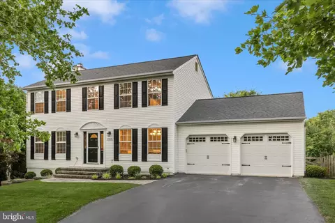 1106 Village Gate Ct, Mount Airy, MD 21771