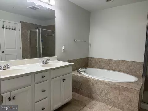 Bath - 663 E A E Church St, Frederick, MD 21701 photo 3 of 3
