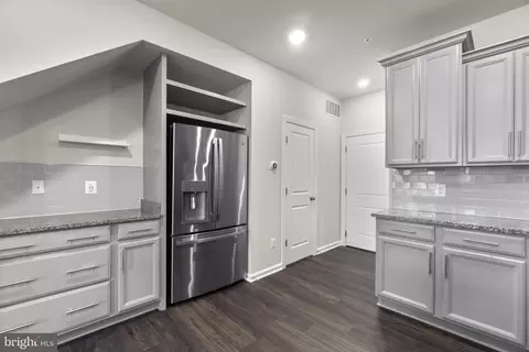 Entry Way - 4942 Macdonough Pl, Frederick, MD 21703 photo 6 of 15