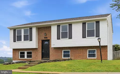 224 Tamarack Way, Brunswick, MD 21716