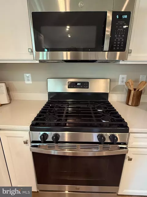 Kitchen - 2506 Crown Point Cir, Frederick, MD 21702 photo 2 of 2