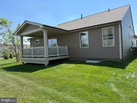 Exterior - 2506 Crown Point Cir, Frederick, MD 21702 photo 3 of 5