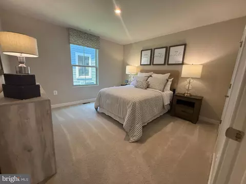 Bedroom - 2506 Crown Point Cir, Frederick, MD 21702 photo 4 of 4