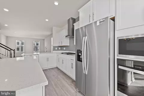 379 Ensemble Way, Frederick, MD 21701 photo 15