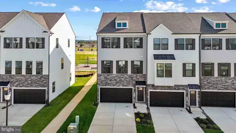 379 Ensemble Way, Frederick, MD 21701 photo 37