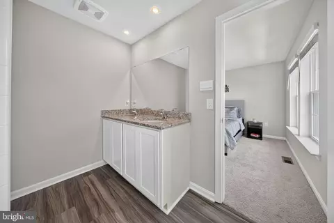 Entry Way - 1204 Daphne Way, Frederick, MD 21702 photo 15 of 17