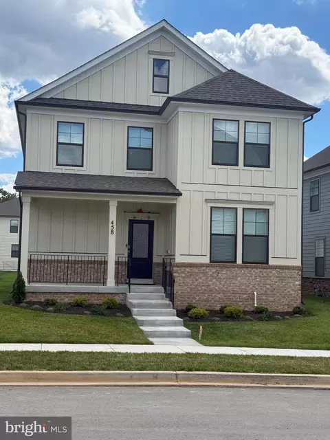 458 Hanson St, Frederick, MD 21701