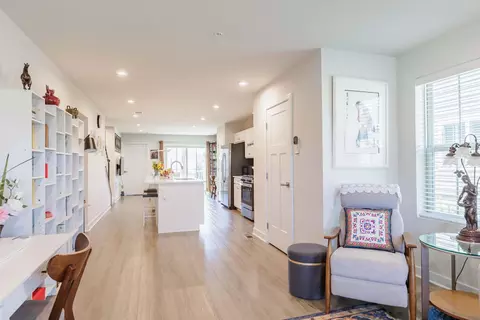 Entry Way - 360 Shortleaf Cir, Frederick, MD 21702 photo 1 of 7
