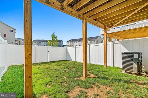 Exterior - 315 Pemberton Park Ln, Frederick, MD 21703 photo 4 of 6