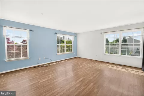 Living - 6511 Mallery Ct, Frederick, MD 21703 photo 1 of 6