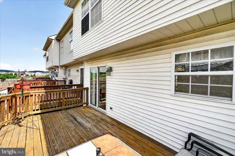 Exterior - 6511 Mallery Ct, Frederick, MD 21703 photo 6 of 18