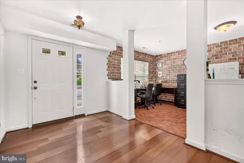 Entry Way - 6511 Mallery Ct, Frederick, MD 21703 photo 1 of 3