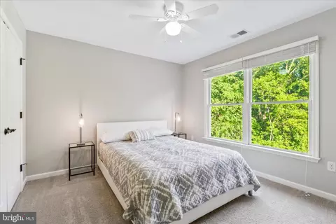 Bedroom - 9009 Shadybrook Dr, Frederick, MD 21701 photo 3 of 5