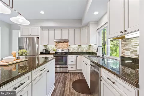 Kitchen - 9009 Shadybrook Dr, Frederick, MD 21701 photo 3 of 3