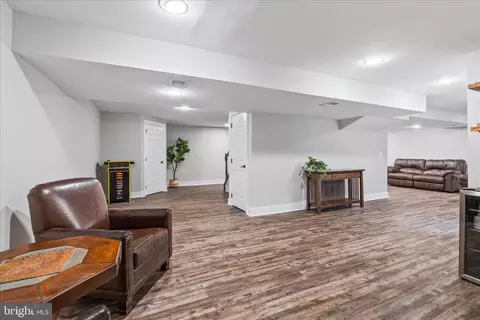 Entry Way - 9009 Shadybrook Dr, Frederick, MD 21701 photo 6 of 6