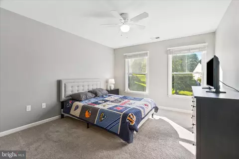 Bedroom - 9009 Shadybrook Dr, Frederick, MD 21701 photo 2 of 5