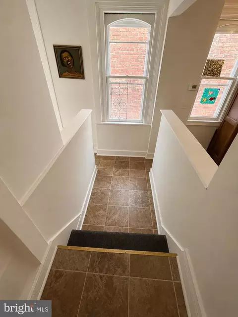 Entry Way - 327 E 3rd St, Frederick, MD 21701 photo 3 of 4