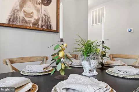 Dining - 612 Biggs Ave, Frederick, MD 21702 photo 3 of 4