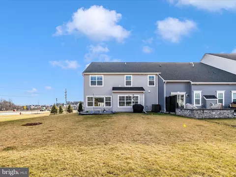 Exterior - 2813 Hillfield Dr, Frederick, MD 21702 photo 10 of 15