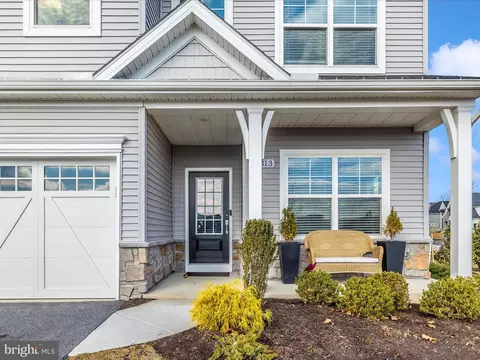 Exterior - 2813 Hillfield Dr, Frederick, MD 21702 photo 2 of 15