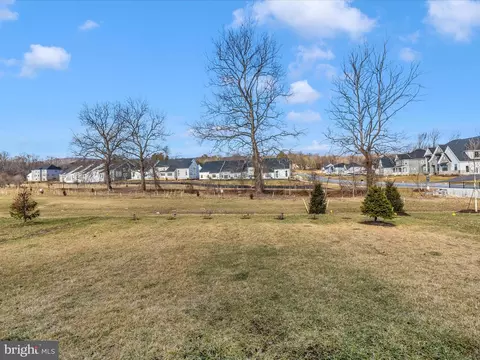 Exterior - 2813 Hillfield Dr, Frederick, MD 21702 photo 8 of 15