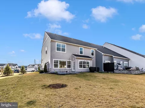 Exterior - 2813 Hillfield Dr, Frederick, MD 21702 photo 12 of 15