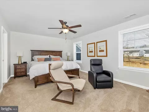 Bedroom - 2813 Hillfield Dr, Frederick, MD 21702 photo 1 of 9