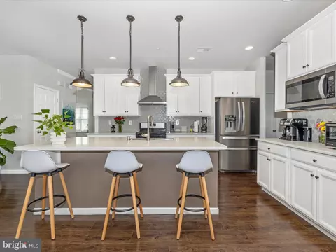Kitchen - 2813 Hillfield Dr, Frederick, MD 21702 photo 4 of 6