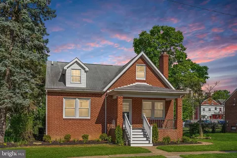 Exterior - 826 Trail Ave, Frederick, MD 21701 photo 4 of 4