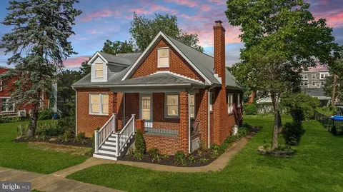 Exterior - 826 Trail Ave, Frederick, MD 21701 photo 2 of 4