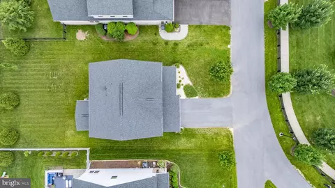 View/Area - 1509 Trotter Pl, Frederick, MD 21702 photo 2 of 6