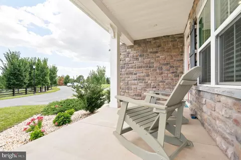 Exterior - 1509 Trotter Pl, Frederick, MD 21702 photo 5 of 7