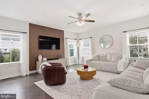 Entry Way - 1509 Trotter Pl, Frederick, MD 21702 photo 1 of 15