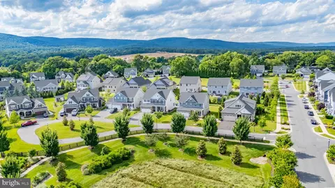 View/Area - 1509 Trotter Pl, Frederick, MD 21702 photo 5 of 6