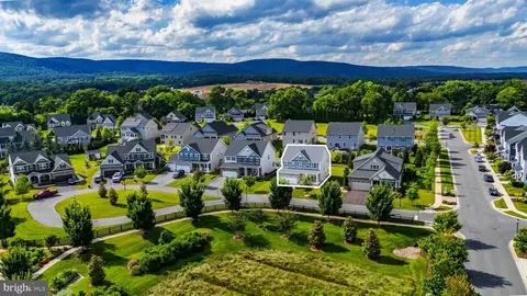 View/Area - 1509 Trotter Pl, Frederick, MD 21702 photo 6 of 6