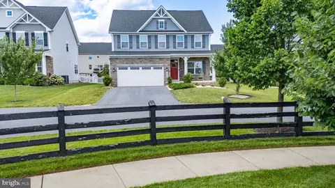Exterior - 1509 Trotter Pl, Frederick, MD 21702 photo 6 of 7