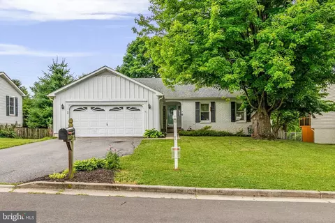 6 Colliery Dr, Thurmont, MD 21788
