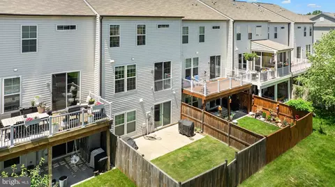 Exterior - 5641 Scott Ridge Pl, Frederick, MD 21704 photo 5 of 16