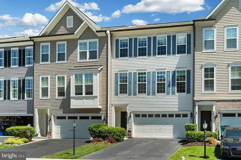 Exterior - 5641 Scott Ridge Pl, Frederick, MD 21704 photo 2 of 16