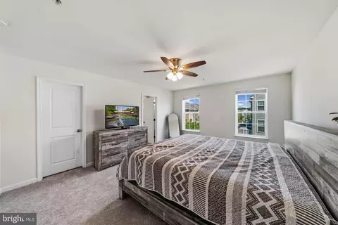 Bedroom - 5641 Scott Ridge Pl, Frederick, MD 21704 photo 3 of 5
