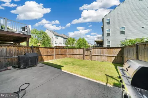 Exterior - 5641 Scott Ridge Pl, Frederick, MD 21704 photo 6 of 16