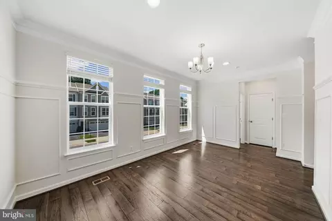 Entry Way - 5641 Scott Ridge Pl, Frederick, MD 21704 photo 3 of 8