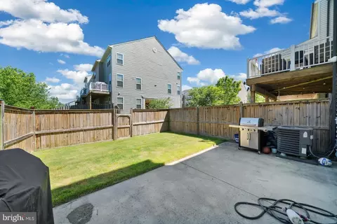 Exterior - 5641 Scott Ridge Pl, Frederick, MD 21704 photo 7 of 16