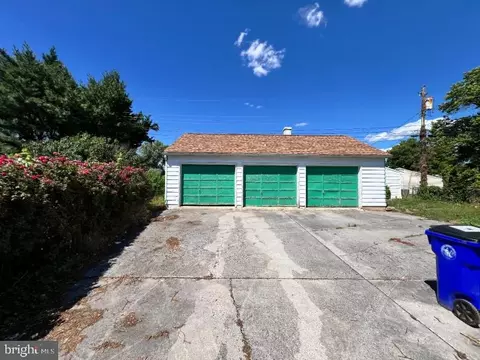 Exterior - 379 Pearl St, Frederick, MD 21701 photo 2 of 2