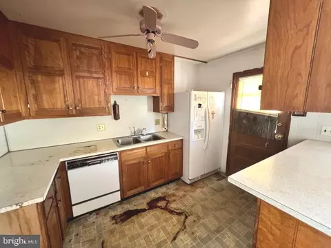 Kitchen - 379 Pearl St, Frederick, MD 21701 photo 2 of 2