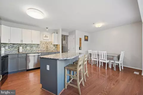 Kitchen - 2002 Rosecrans Ct, Frederick, MD 21702 photo 2 of 2
