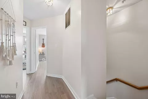 Entry Way - 2002 Rosecrans Ct, Frederick, MD 21702 photo 4 of 5