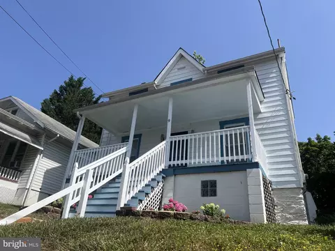 Exterior - 9 E D St E, Brunswick, MD 21716 photo 13 of 13